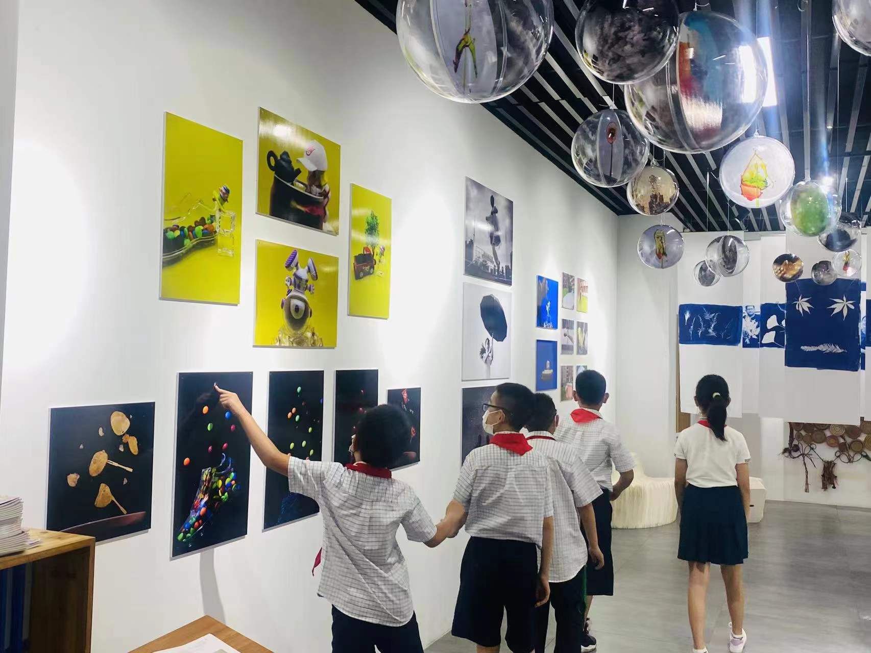 上海中小学、幼儿园今天开学