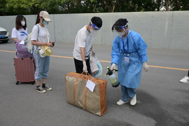 直击天津城大2022级新生报到现场