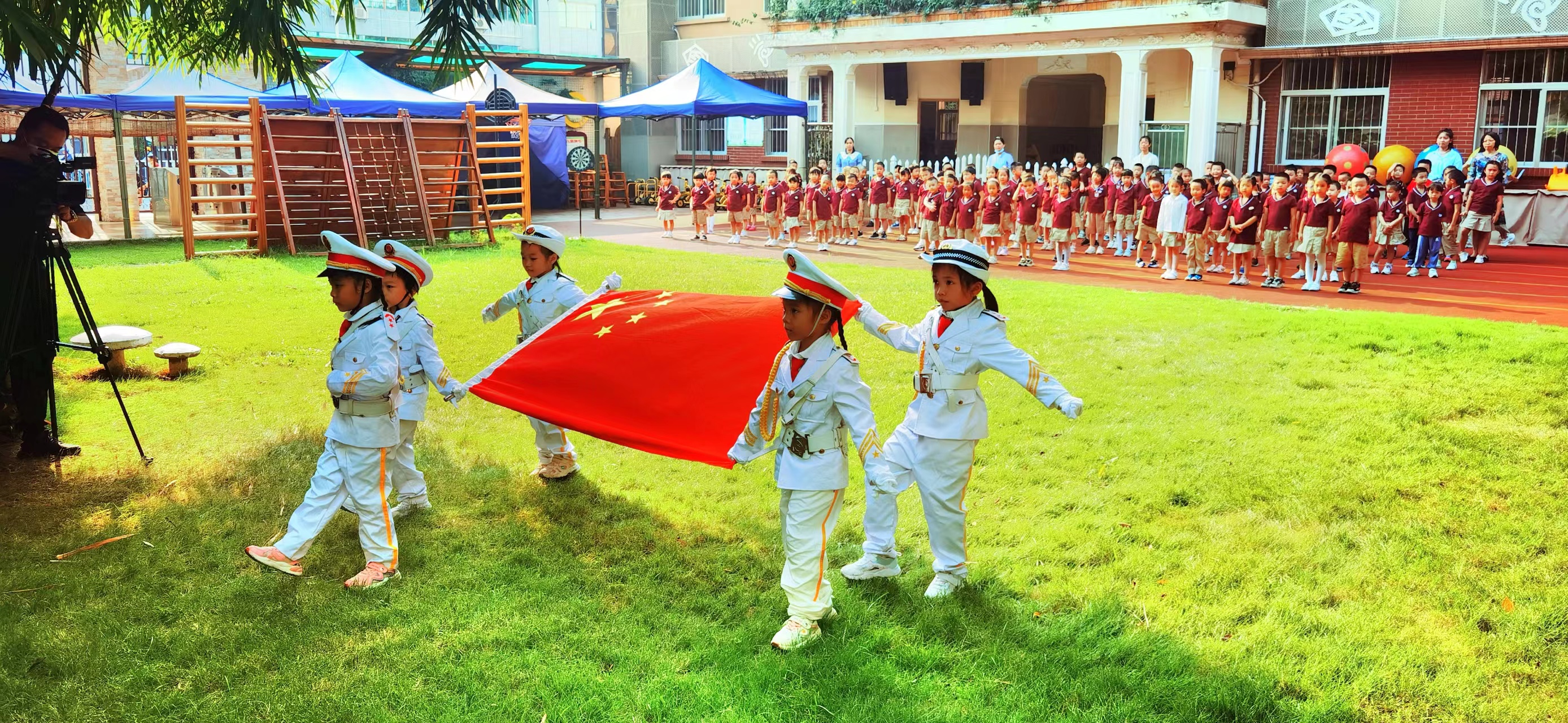 广西幼师高等专科学校实验幼儿园：20余年坚持“护旗”接力