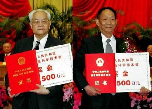 深切缅怀：江泽民与教育、科技、人才工作