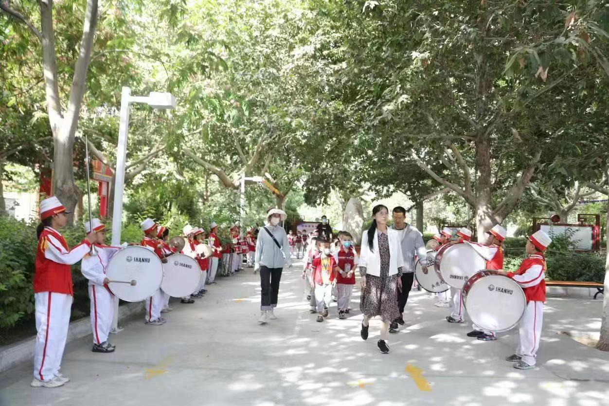 双向奔赴的幼小衔接教育——以新疆生产建设兵团第十四师皮山农场中学为例