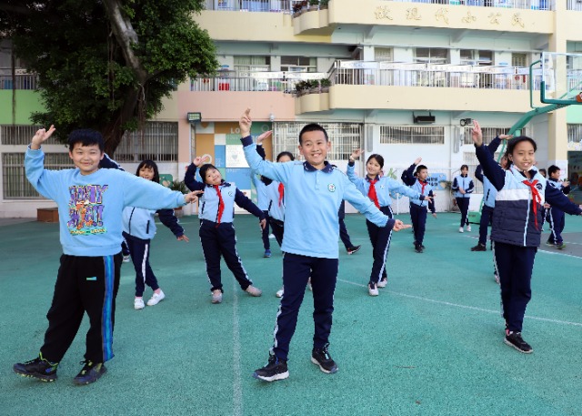 厦门市民立小学：将高甲戏编排成“广播体操”