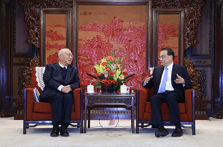 李克强会见国际著名数学家丘成桐
