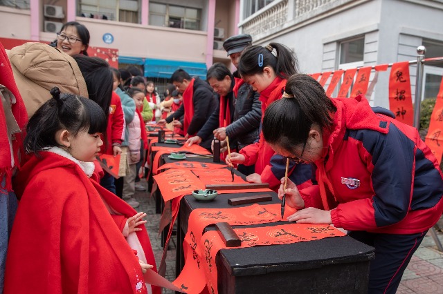 宁波慈溪：学子学民俗、迎新年