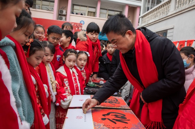 宁波慈溪：学子学民俗、迎新年