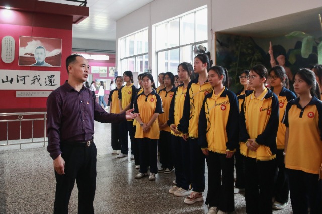 广西北流市明瑞高级中学：以红色文化培育时代新人