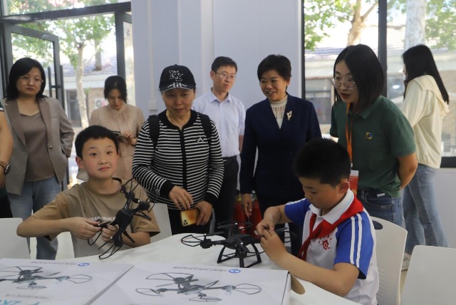 山东滕州：推动青少年科普科创教育比翼齐飞