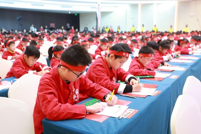 青少年珠算文化非遗科普活动“我珠算少年”举办