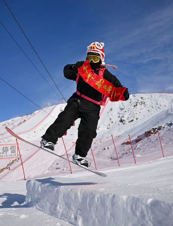 邂逅冰雪之约 点亮冬日经济